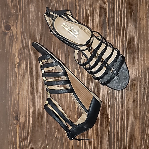 Charming Charlie Black Strappy Gladiator Wedge - Size 10 - Picture 2 of 13